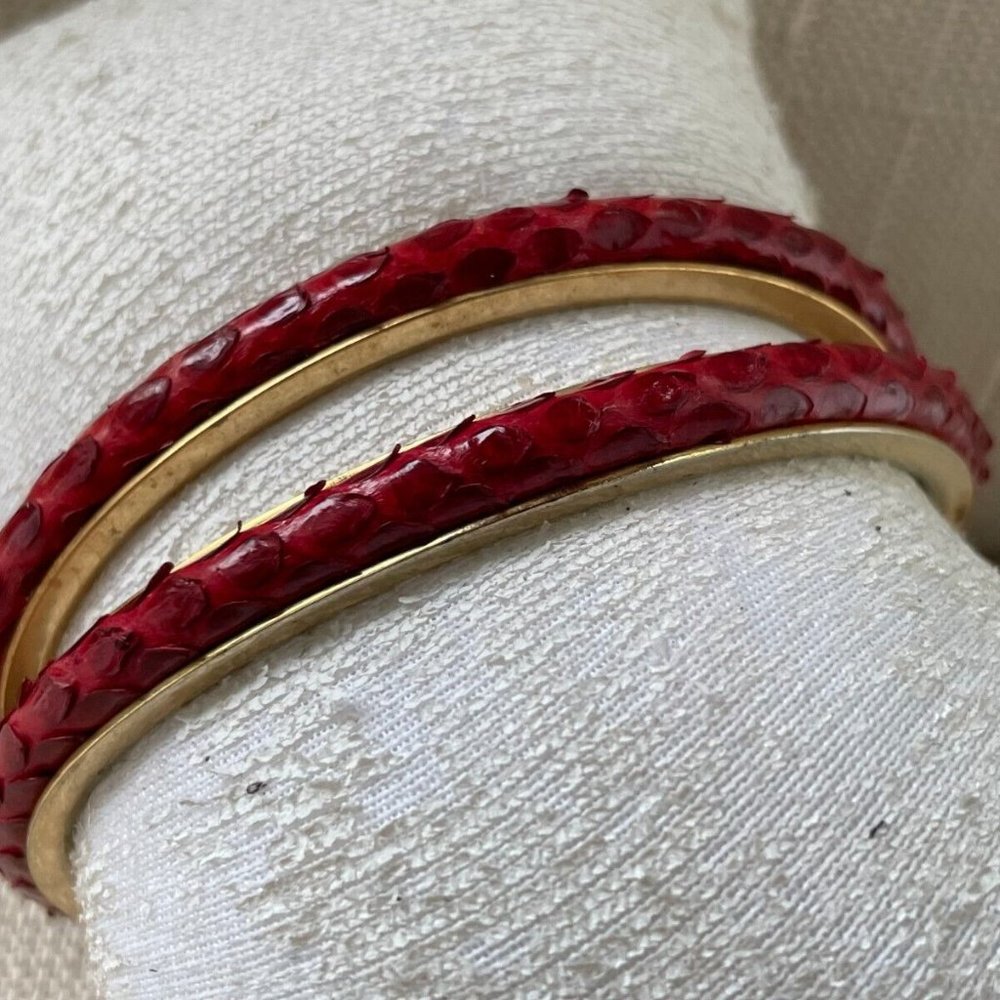 Women Bracelet Red Leather Gold Tone Fashion Wrist Band Jewelry